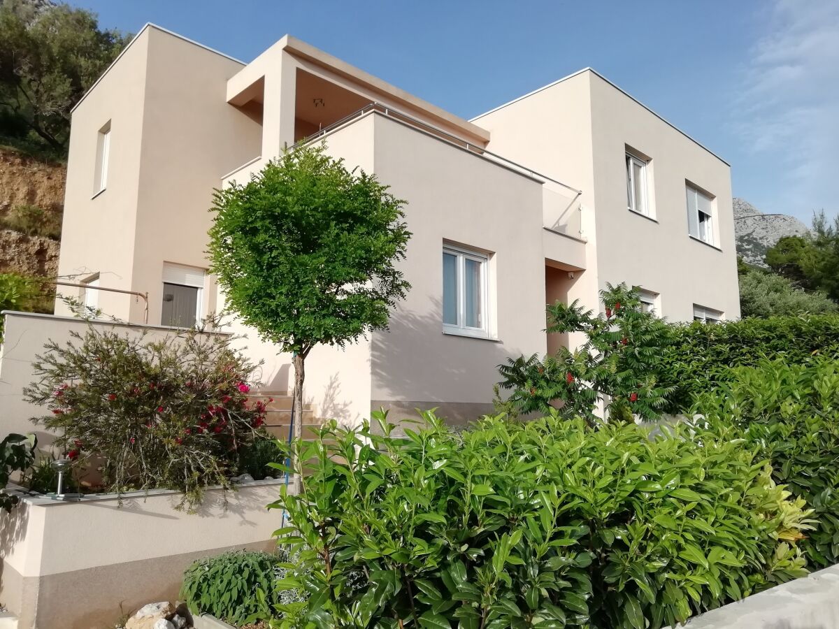 Apartment One bedroom apartment with terrace and sea view Brela, Makarska A-20221-a