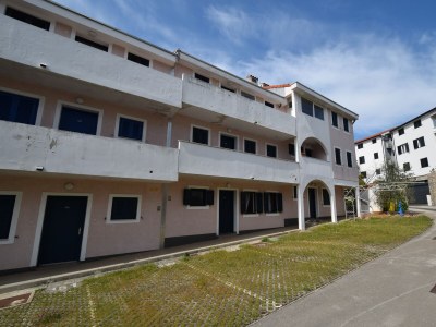 Apartment One bedroom apartment with terrace Malinska, Krk A-20376-a - Outdoor photo 10