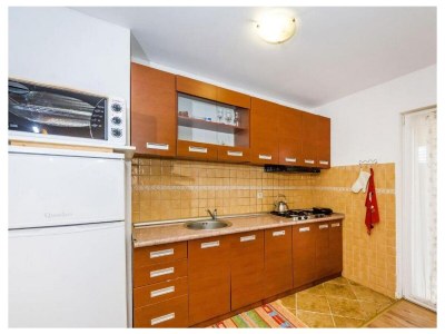 Apartment Three bedroom apartment with terrace Lovinac, Velebit A-21748-a - Outdoor photo 9