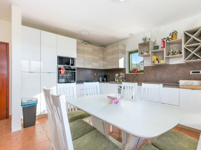 Apartment Comfortable and spacious apartment with terrace and sea view Kaštel Novi, Kaštela A-22569-a - Outdoor photo 35