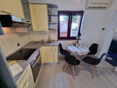 Apartment One bedroom apartment with terrace Crikvenica A-22581-a - Outdoor photo 9