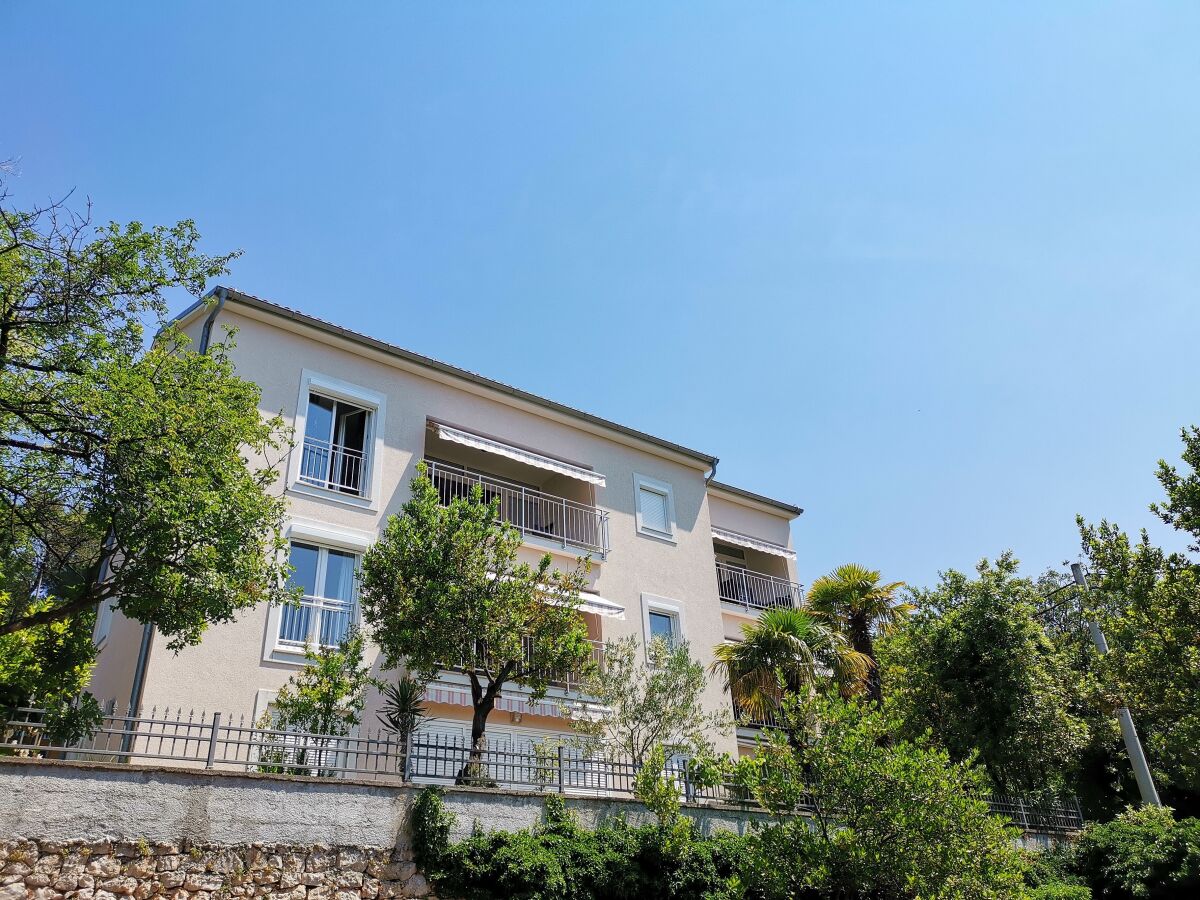 Apartment Two bedroom apartment near beach Dramalj, Crikvenica A-22500-a - Outdoor photo 3