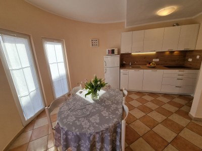 Apartment Two bedroom apartment with balcony and sea view Crikvenica A-22514-a - Outdoor photo 8