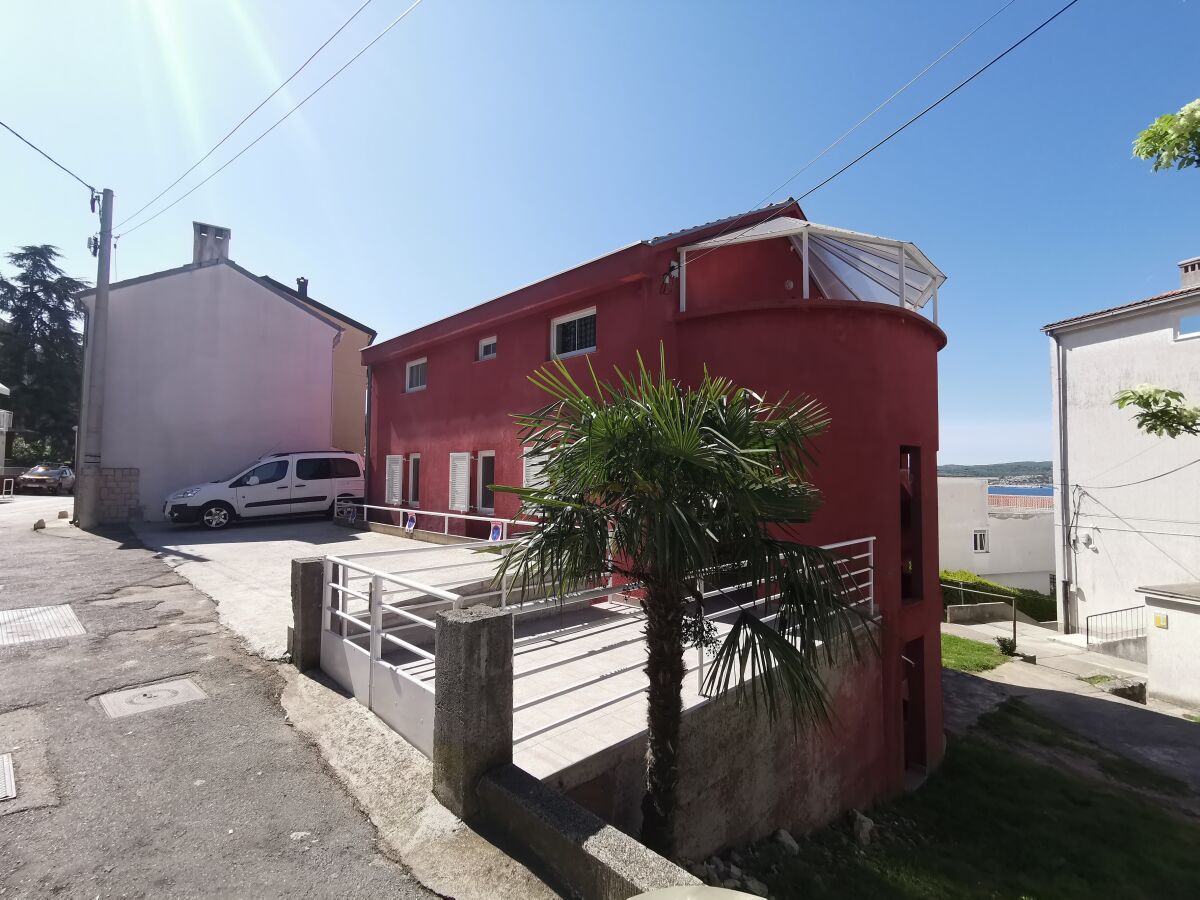 Apartment Two bedroom apartment with balcony and sea view Crikvenica A-22516-a - Outdoor photo 3