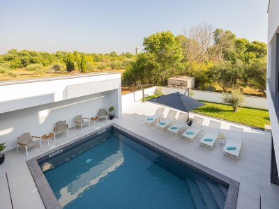 Villa Four-bedroom house with terrace and sea view Zaton, Zadar K-23511 - Outdoor photo 16