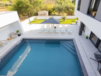 Villa Four-bedroom house with terrace and sea view Zaton, Zadar K-23511 - Outdoor photo 17