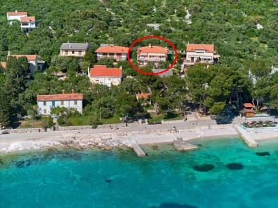 Apartment Three bedroom apartment with balcony and sea view Martinšćica, Cres A-23222-a - Outdoor photo 2