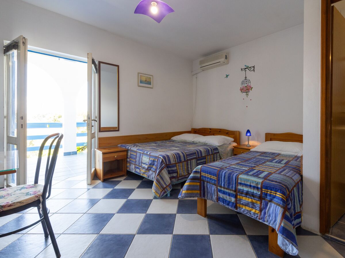 Apartment Studio flat with terrace Sućuraj, Hvar AS-6852-e