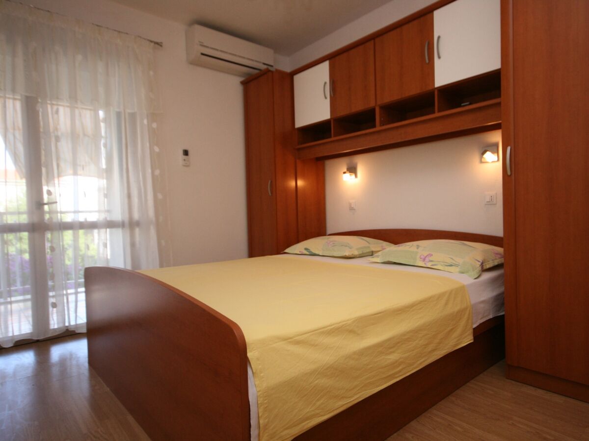 Apartment Studio flat with terrace and sea view Baška Voda, Makarska AS-6827-b
