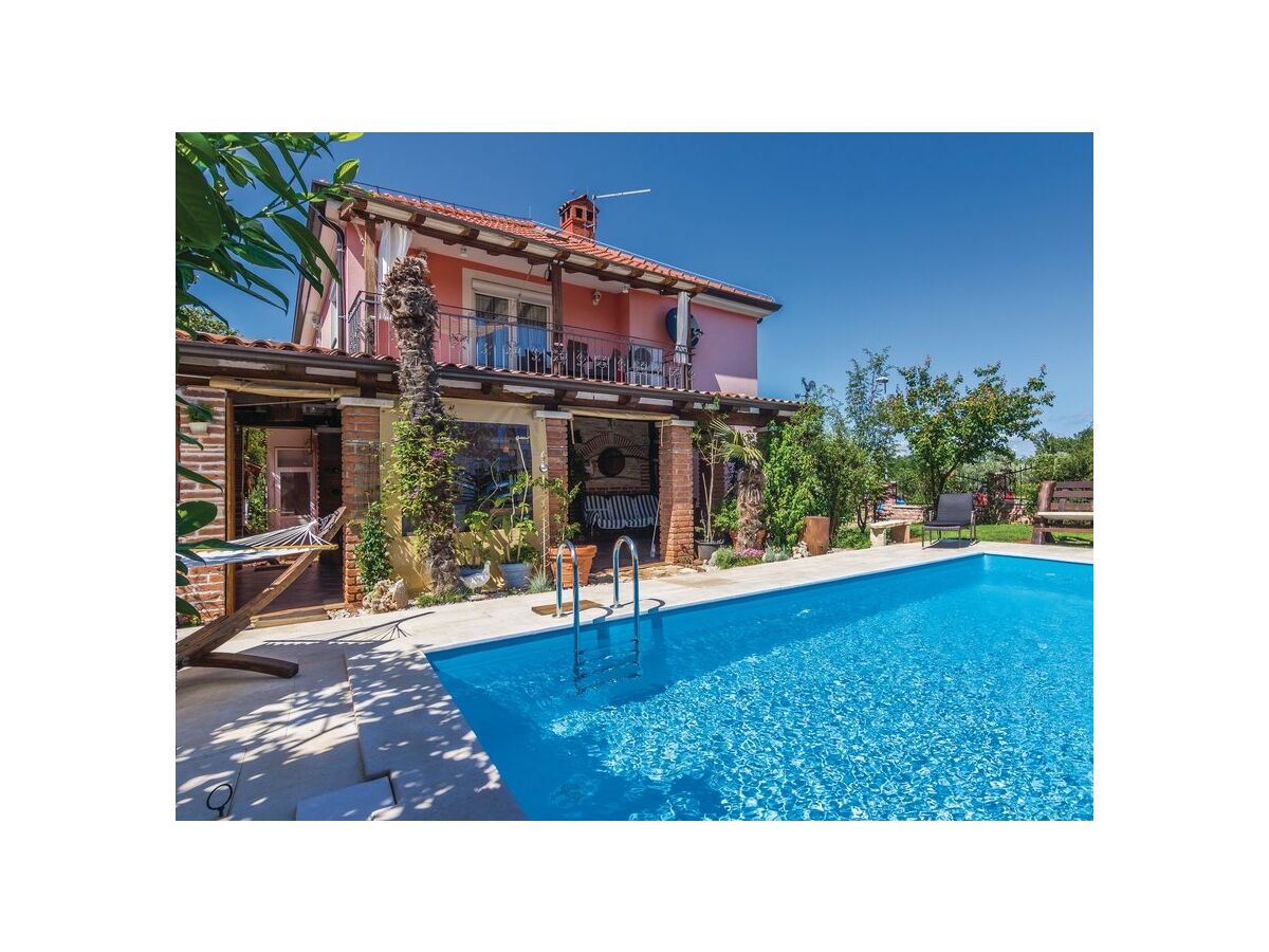Apartment Two bedroom apartment with terrace Fratrici, Umag A-14384-a