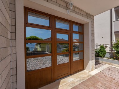 Holiday room with balcony and sea view Duće, Omiš S-10303-d - Outdoor photo 4
