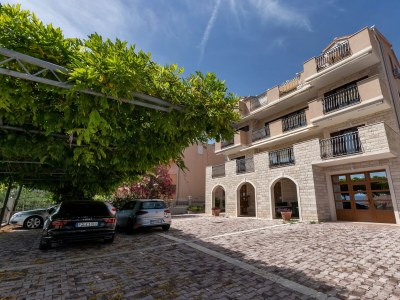 Holiday room with balcony and sea view Duće, Omiš S-10303-e - Outdoor photo 2