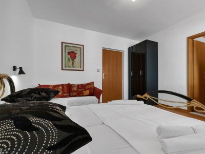 Holiday room with balcony Duće, Omiš S-10303-h - Outdoor photo 18