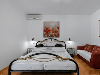 Holiday room with balcony Duće, Omiš S-10303-h - Outdoor photo 19