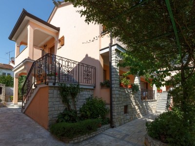 Apartment One bedroom apartment with terrace Rovinj A-14153-b - Outdoor photo 7