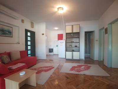 Apartment Two bedroom apartment with terrace and sea view Marina, Trogir A-14191-a - Outdoor photo 10