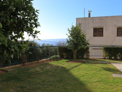 Apartment Two bedroom apartment with terrace and sea view Duće, Omiš A-16406-a - Outdoor photo 6