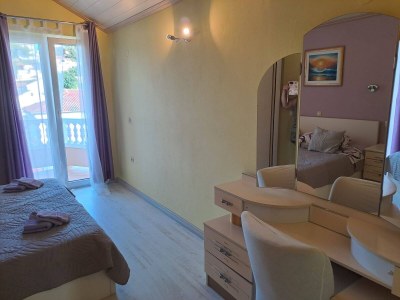 Apartment Two bedroom apartment with terrace and sea view Supetarska Draga - Donja, Rab A-14425-d - Outdoor photo 44