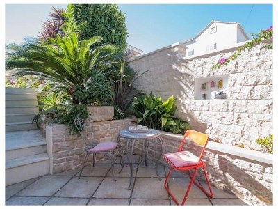 Apartment One bedroom apartment with terrace Supetar, Brač A-16774-a - Outdoor photo 12