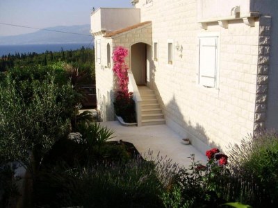 Apartment Two bedroom apartment with terrace and sea view Supetar, Brač A-16774-b - Outdoor photo 15