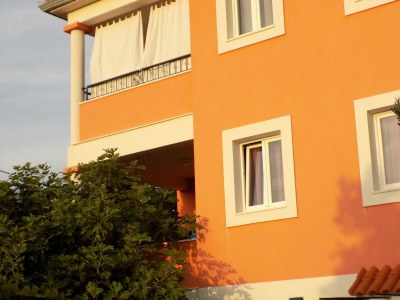 Apartment One bedroom apartment with terrace and sea view Vinišće, Trogir A-16928-a - Outdoor photo 3
