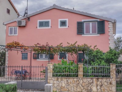 Apartment Two bedroom apartment with terrace Rogoznica A-15876-b - Outdoor photo 4