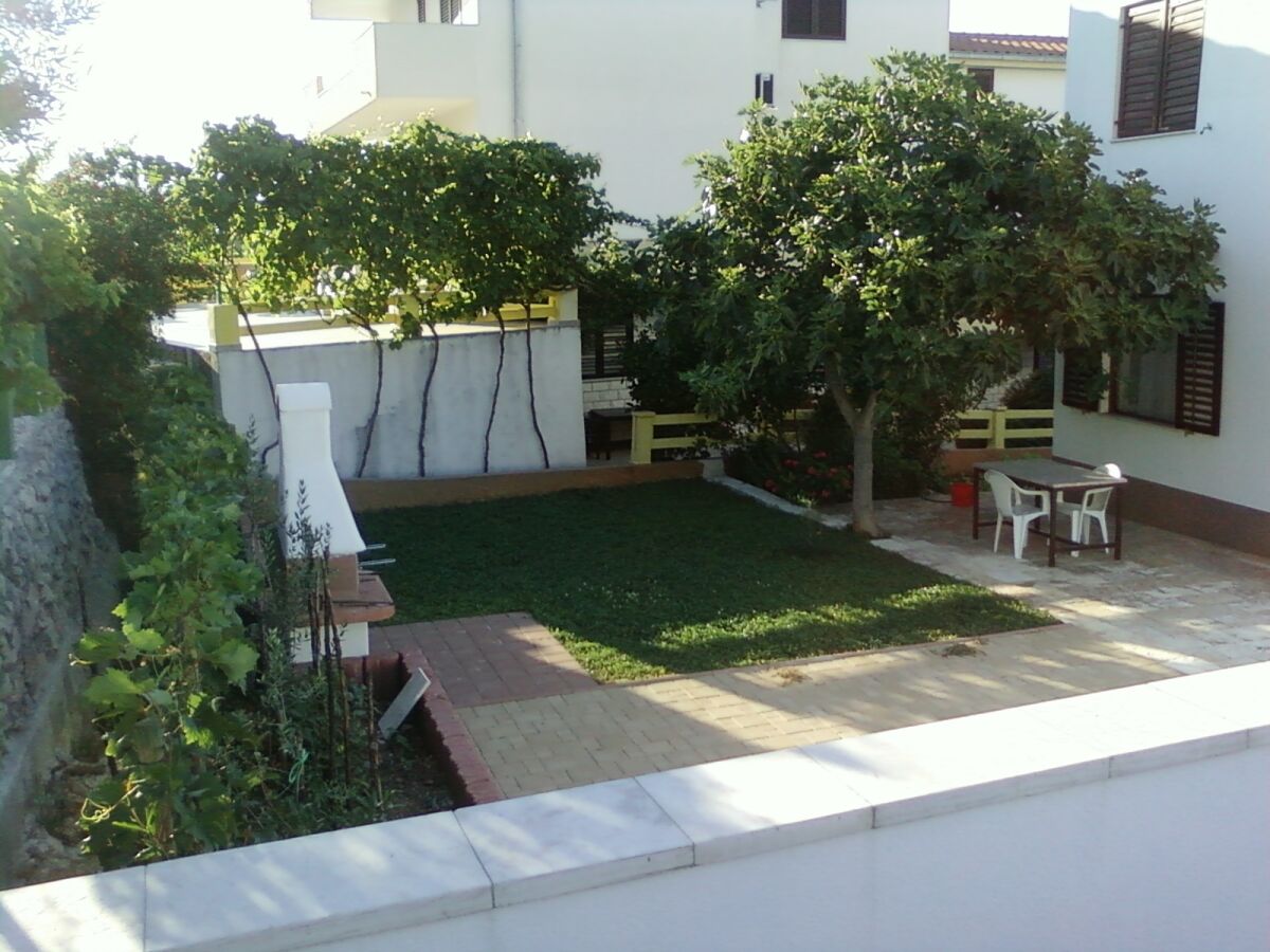 Apartment Two bedroom apartment with terrace Slatine, Čiovo A-15916-a - Outdoor photo 4
