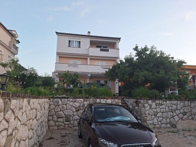 Apartment Three bedroom apartment with balcony Supetarska Draga - Donja, Rab A-15999-c in Rab - Apartment