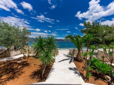 Apartment Two bedroom apartment near beach Arbanija, Čiovo A-14825-a - Outdoor photo 9