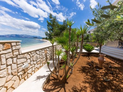 Apartment Two bedroom apartment near beach Arbanija, Čiovo A-14825-a - Outdoor photo 10