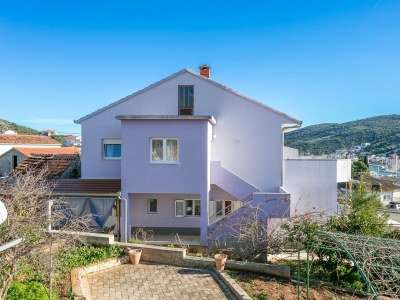 Apartment One bedroom apartment with terrace Marina, Trogir A-17013-a - Outdoor photo 2