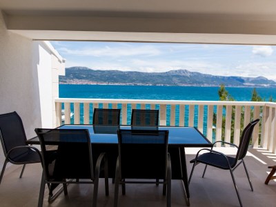 Apartment Two bedroom apartment near beach Arbanija, Čiovo A-14825-c in Slatine - Apartment