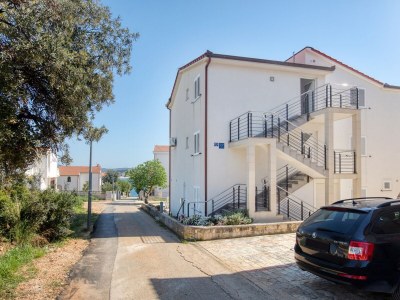 Apartment One bedroom apartment with terrace Rogoznica A-17129-a - Outdoor photo 8