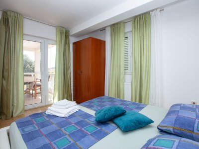 Apartment Two bedroom apartment with terrace and sea view Rogoznica A-17129-b in Rogoznica - Apartment