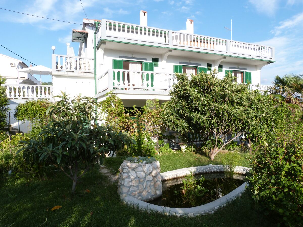Apartment Two bedroom apartment with terrace Palit, Rab A-14996-a - Outdoor photo 2