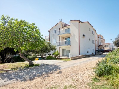 Apartment Two bedroom apartment with terrace and sea view Rogoznica A-17129-d - Outdoor photo 9
