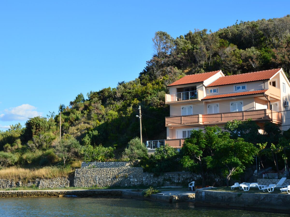 Apartment Two bedroom apartment near beach Supetarska Draga - Donja, Rab A-17201-d