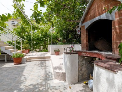 Apartment Two bedroom apartment near beach Pisak, Omiš A-15177-b - Outdoor photo 5