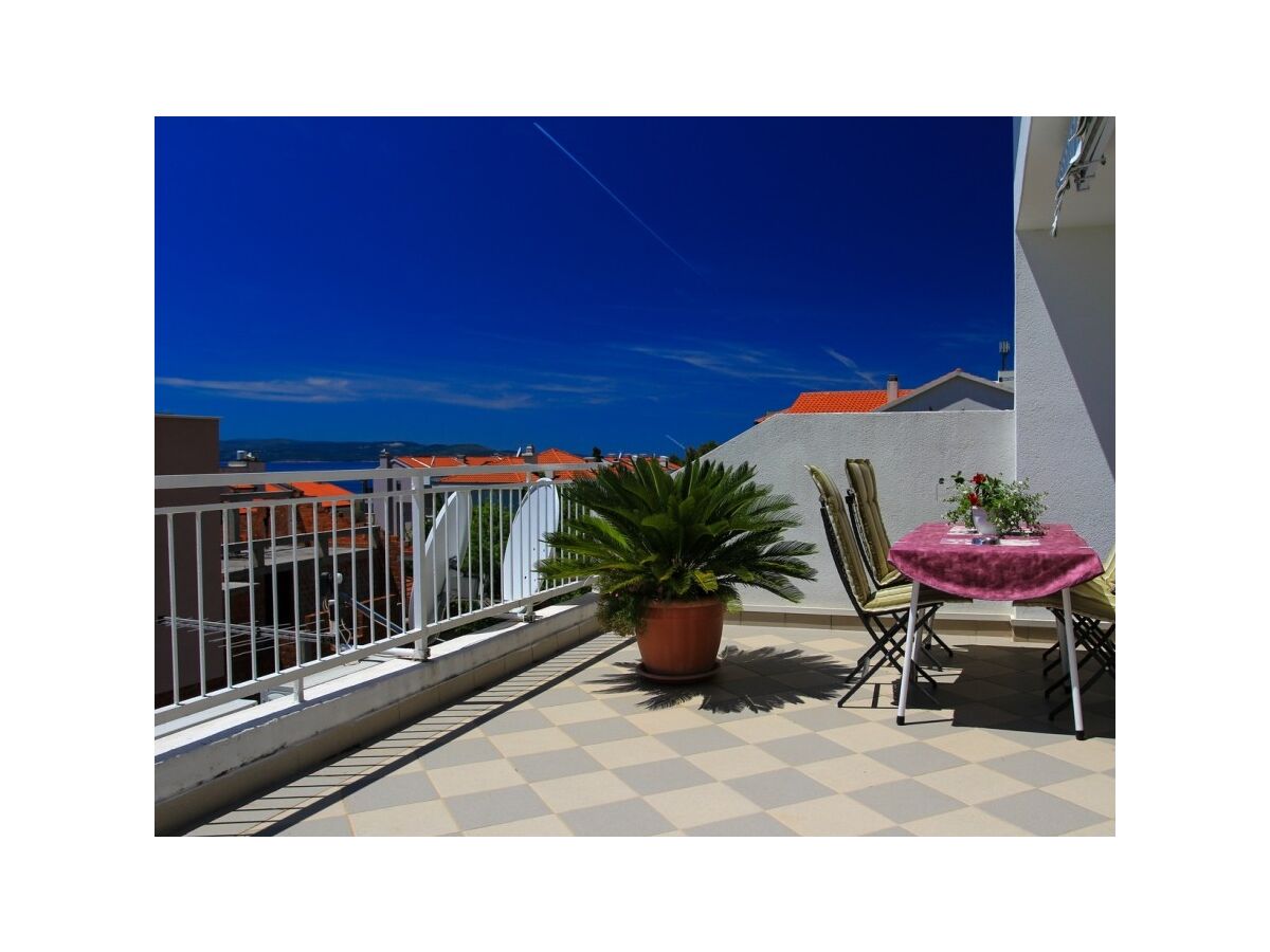 Apartment One bedroom apartment with terrace and sea view Makarska A-15200-c