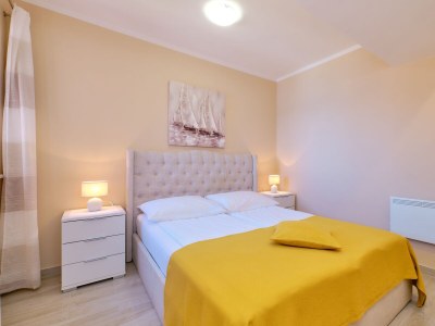 Apartment Two bedroom apartment with terrace Mali Lošinj, Lošinj A-15201-c - Outdoor photo 21