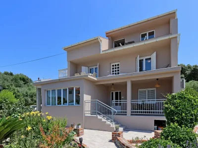 Apartment Two bedroom apartment with terrace Kampor, Rab A-17396-a in Rab - Apartment