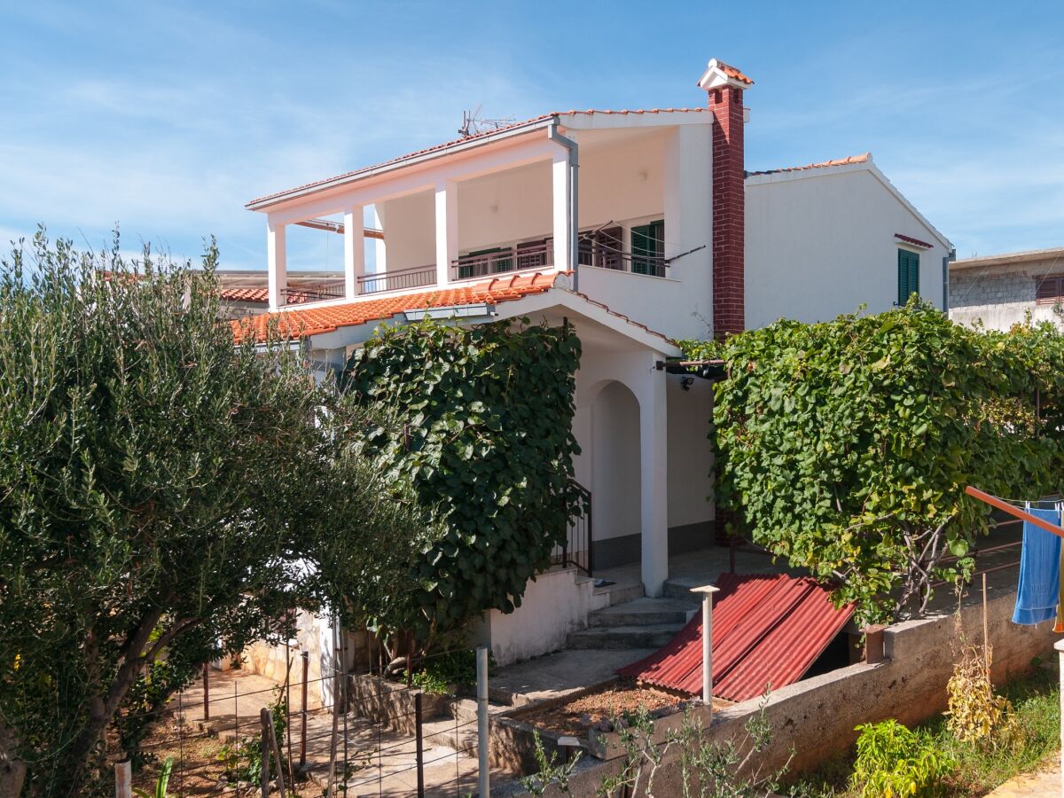 Apartment Two bedroom apartment with terrace and sea view Rogoznica A-15551-b - Outdoor photo 2