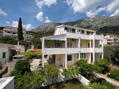 Apartment One bedroom apartment near beach Igrane, Makarska A-18069-a - Outdoor photo 2