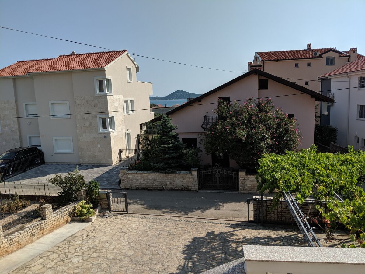 Apartment One bedroom apartment with terrace Vodice A-18428-a - Outdoor photo 5