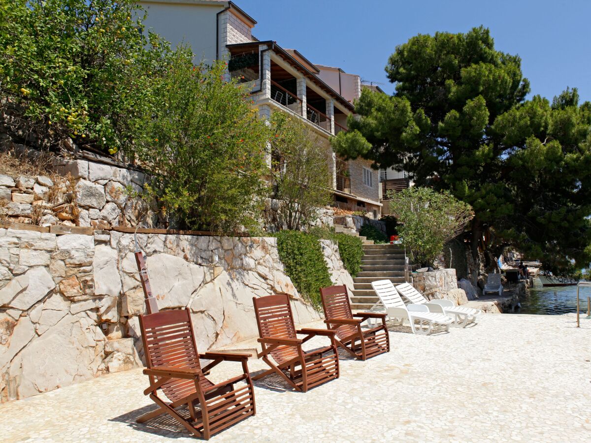 Apartment One bedroom apartment near beach Karbuni, Korčula A-18137-b - Outdoor photo 2