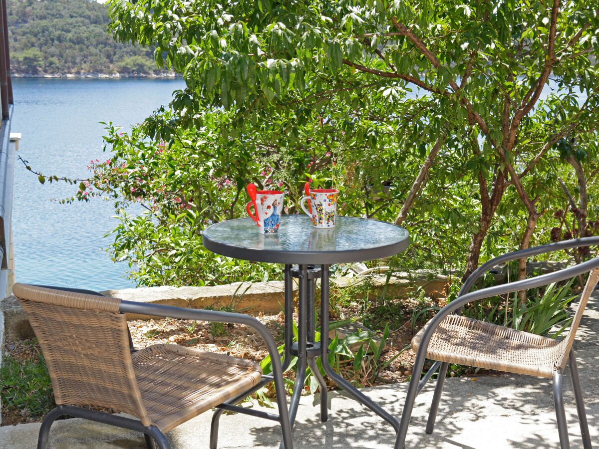 Apartment One bedroom apartment near beach Karbuni, Korčula A-18137-c - Outdoor photo 4
