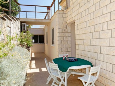 Apartment One bedroom apartment near beach Karbuni, Korčula A-18137-c - Outdoor photo 7