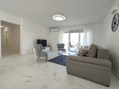 Apartment Three bedroom apartment with terrace Rijeka A-18146-b - Outdoor photo 8