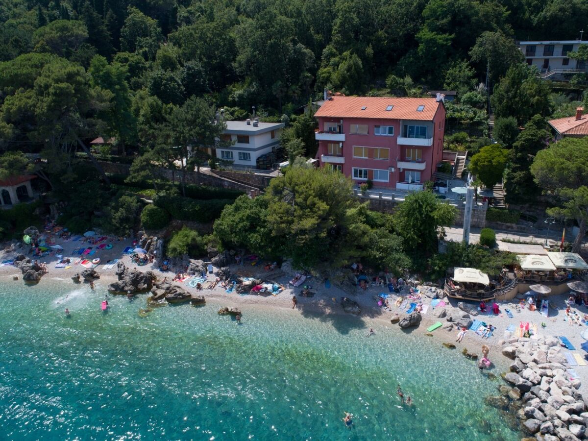 Holiday room near beach Mošćenička Draga, Opatija S-18473-b