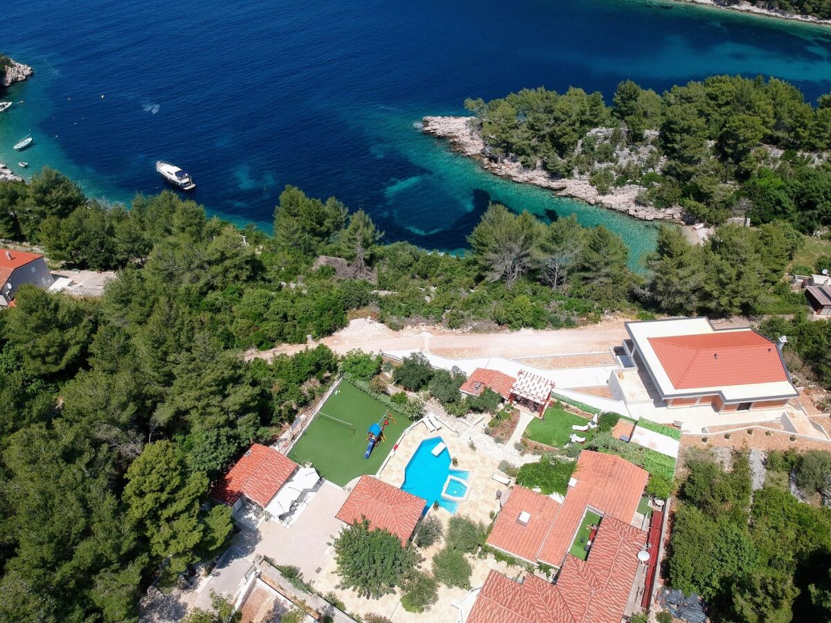 Apartment Two bedroom apartment with terrace and sea view Cove Poplat, Korčula A-18258-d - Outdoor photo 2